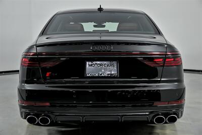 2025 Audi S8 4.0T quattro-RED GUTS! - Photo 11 - Joliet, IL 60435