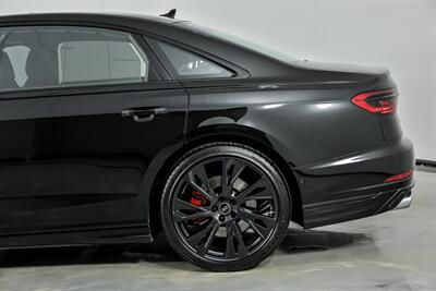 2025 Audi S8 4.0T quattro-RED GUTS! - Photo 9 - Joliet, IL 60435