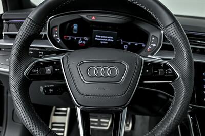 2025 Audi S8 4.0T quattro-RED GUTS! - Photo 36 - Joliet, IL 60435