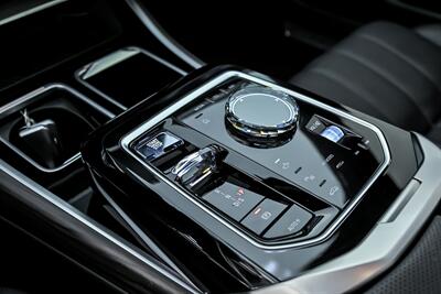2024 BMW 760i xDrive   - Photo 37 - Joliet, IL 60435