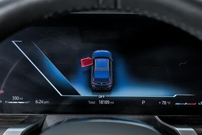 2024 BMW 760i xDrive   - Photo 27 - Joliet, IL 60435