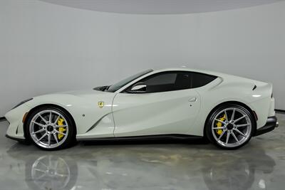 2018 Ferrari 812 Superfast -RACING SEATS! - Photo 8 - Joliet, IL 60435