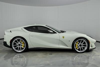 2018 Ferrari 812 Superfast -RACING SEATS! - Photo 14 - Joliet, IL 60435