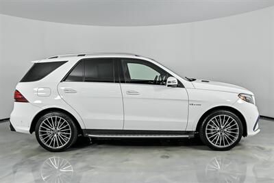 2016 Mercedes-Benz AMG GLE 63   - Photo 14 - Joliet, IL 60435