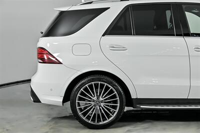 2016 Mercedes-Benz AMG GLE 63   - Photo 13 - Joliet, IL 60435
