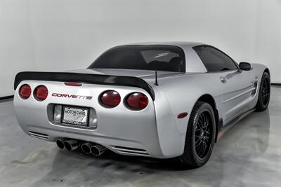2001 Chevrolet Corvette Z06   - Photo 12 - Joliet, IL 60435