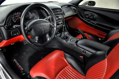 2001 Chevrolet Corvette Z06   - Photo 20 - Joliet, IL 60435