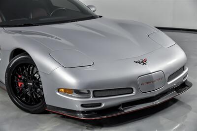 2001 Chevrolet Corvette Z06   - Photo 3 - Joliet, IL 60435
