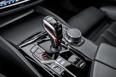2022 BMW M5 COMPETITION   - Photo 38 - Joliet, IL 60435