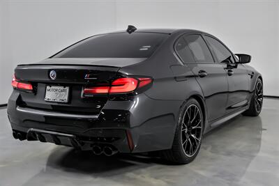 2022 BMW M5 COMPETITION   - Photo 11 - Joliet, IL 60435