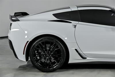 2016 Chevrolet Corvette Z06 - Photo 13 - Joliet, IL 60435