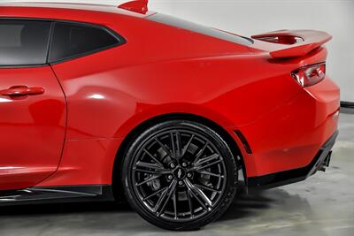 2018 Chevrolet Camaro ZL1   - Photo 9 - Joliet, IL 60435