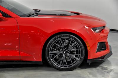 2018 Chevrolet Camaro ZL1   - Photo 15 - Joliet, IL 60435