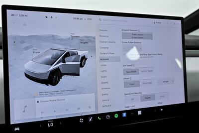 2024 Tesla Cybertruck Cyberbeast   - Photo 35 - Joliet, IL 60435