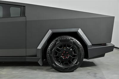 2024 Tesla Cybertruck Cyberbeast   - Photo 9 - Joliet, IL 60435