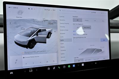 2024 Tesla Cybertruck Cyberbeast   - Photo 37 - Joliet, IL 60435