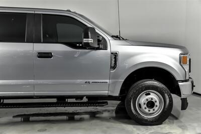 2022 Ford F-350 Super Duty XL   - Photo 13 - Joliet, IL 60435