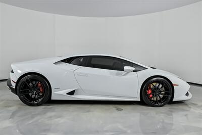 2015 Lamborghini Huracan LP 610-4   - Photo 14 - Joliet, IL 60435