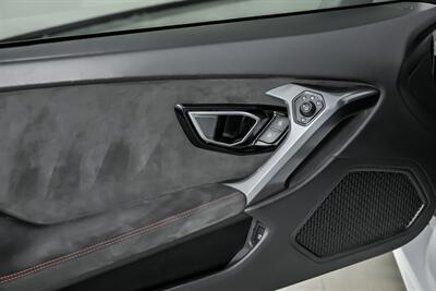 2015 Lamborghini Huracan LP 610-4   - Photo 22 - Joliet, IL 60435