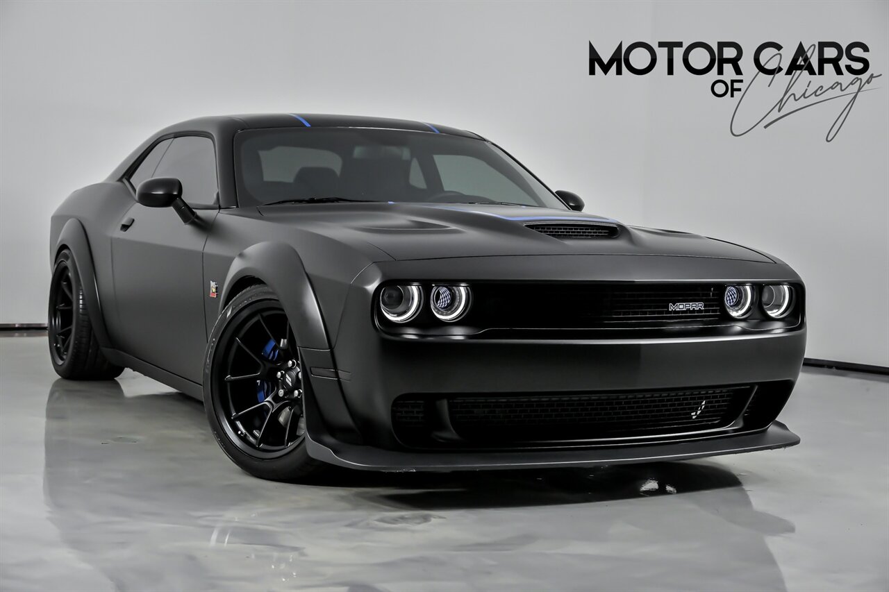 2023 Dodge Challenger R/T's photo