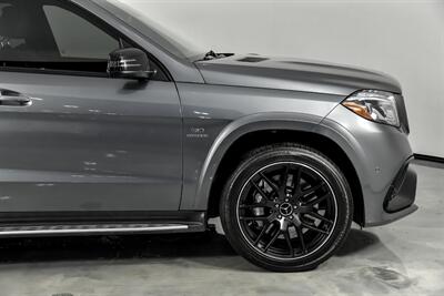 2018 Mercedes-Benz GLS AMG GLS 63   - Photo 15 - Joliet, IL 60435