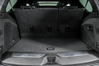 2021 Cadillac Escalade Sport   - Photo 16 - Joliet, IL 60435