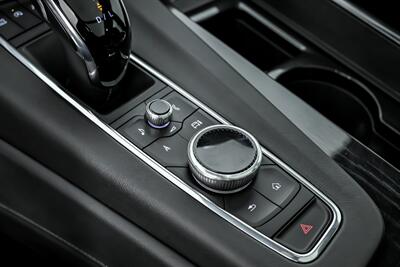 2021 Cadillac Escalade Sport   - Photo 38 - Joliet, IL 60435