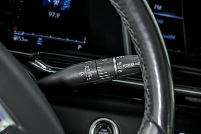 2021 Cadillac Escalade Sport   - Photo 31 - Joliet, IL 60435