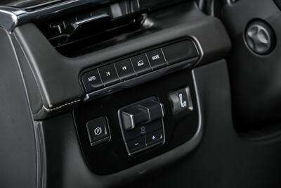 2021 Cadillac Escalade Sport   - Photo 27 - Joliet, IL 60435