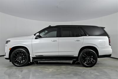 2021 Cadillac Escalade Sport   - Photo 8 - Joliet, IL 60435