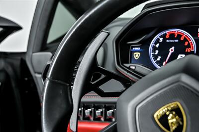 2017 Lamborghini Huracan LP 580-2 Spyder   - Photo 29 - Joliet, IL 60435