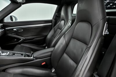 2019 Porsche 911 Targa 4S   - Photo 25 - Joliet, IL 60435