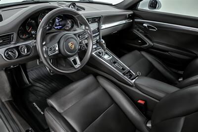 2019 Porsche 911 Targa 4S   - Photo 23 - Joliet, IL 60435