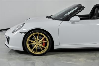 2019 Porsche 911 Targa 4S   - Photo 7 - Joliet, IL 60435