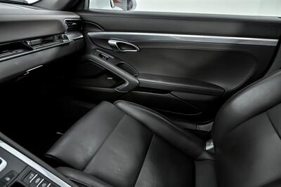 2019 Porsche 911 Targa 4S   - Photo 43 - Joliet, IL 60435