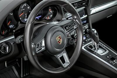 2019 Porsche 911 Targa 4S   - Photo 26 - Joliet, IL 60435