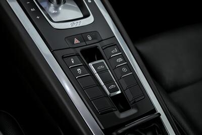 2019 Porsche 911 Targa 4S   - Photo 40 - Joliet, IL 60435