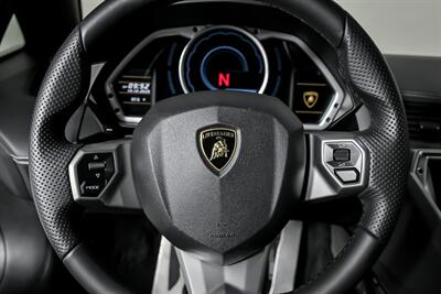 2015 Lamborghini Aventador LP 700-4   - Photo 31 - Joliet, IL 60435