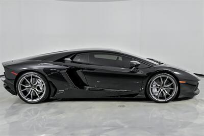 2015 Lamborghini Aventador LP 700-4   - Photo 14 - Joliet, IL 60435