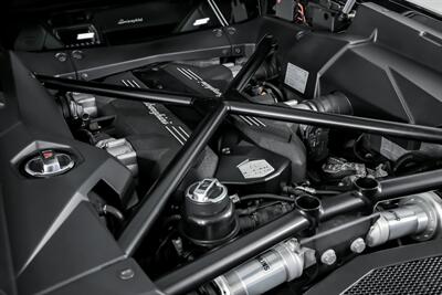 2015 Lamborghini Aventador LP 700-4   - Photo 27 - Joliet, IL 60435