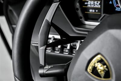 2015 Lamborghini Aventador LP 700-4   - Photo 32 - Joliet, IL 60435