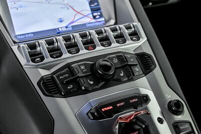2015 Lamborghini Aventador LP 700-4   - Photo 39 - Joliet, IL 60435