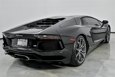 2015 Lamborghini Aventador LP 700-4   - Photo 12 - Joliet, IL 60435