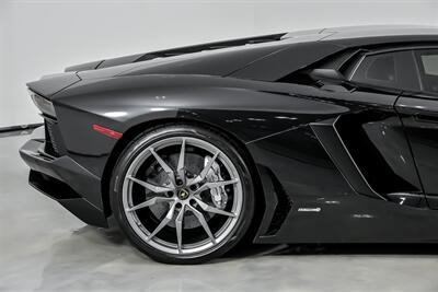2015 Lamborghini Aventador LP 700-4   - Photo 13 - Joliet, IL 60435