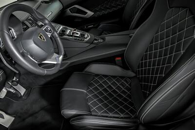 2015 Lamborghini Aventador LP 700-4   - Photo 21 - Joliet, IL 60435