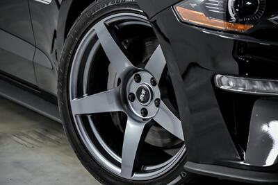 2021 Ford Mustang GT Premium-CALIFORNIA SPECIAL!   - Photo 4 - Joliet, IL 60435