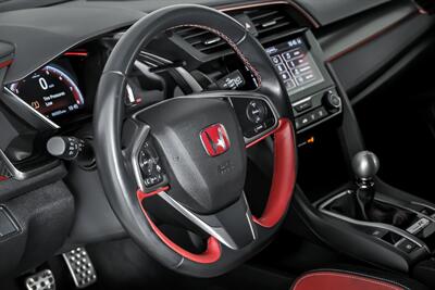 2018 Honda Civic Type R Touring   - Photo 22 - Joliet, IL 60435