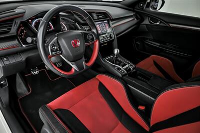 2018 Honda Civic Type R Touring   - Photo 18 - Joliet, IL 60435