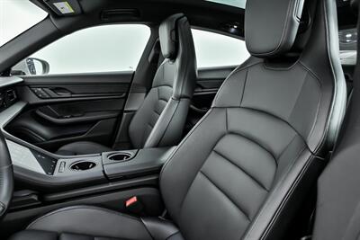 2022 Porsche Taycan 4S - Photo 22 - Joliet, IL 60435