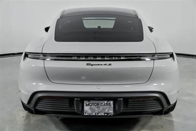 2022 Porsche Taycan 4S - Photo 11 - Joliet, IL 60435